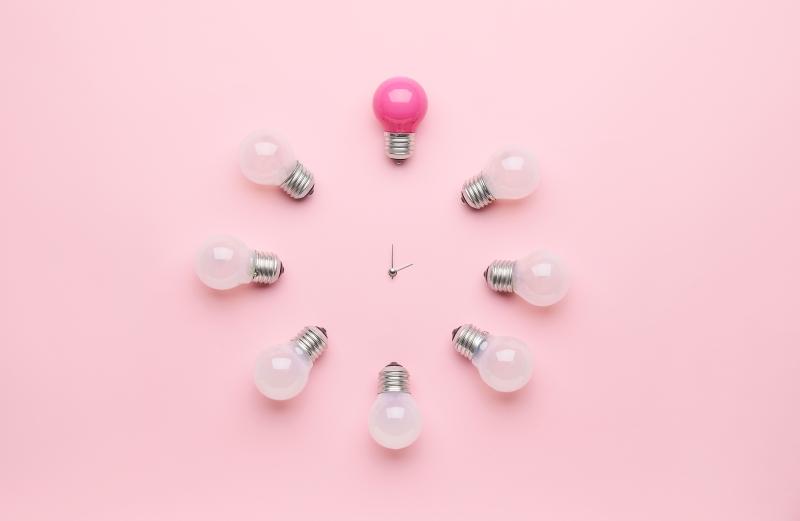 Horas punta, valle y llana: cómo organizar tu consumo para pagar menos luz